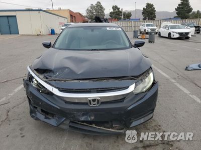 Piąte zdjęcie samochodu w środku: 2018 HONDA CIVIC LX VIN:19XFC2F50JE022668 - miniatura
