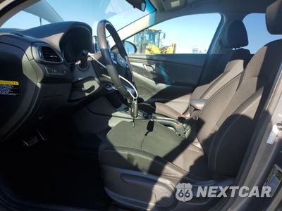 Zdjęcie 7 z 15 samochodu: 2018 HYUNDAI ELANTRA GT VIN:KMHH35LE7JU055033 - miniatura
