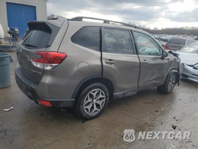 Trzecie zdjęcie samochodu z tyłu: 2021 SUBARU FORESTER PREMIUM VIN:JF2SKAFC5MH466641 - miniatura