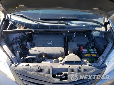 Zdjęcie 13 z 15 samochodu: 2014 TOYOTA SIENNA LE VIN:5TDKK3DCXES485194 - miniatura