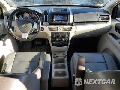 Zdjęcie 8 z 13 samochodu: 2010 VOLKSWAGEN ROUTAN SE VIN:2V4RW3D10AR388466 - miniatura