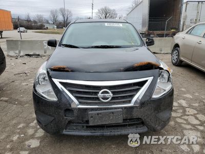 Piąte zdjęcie samochodu w środku: 2015 NISSAN VERSA S VIN:3N1CN7AP0FL829457 - miniatura