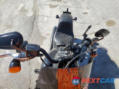Piąte zdjęcie samochodu w środku: 2020 HARLEY-DAVIDSON FXLRS VIN:1HD1YWK18LB045023 - miniatura