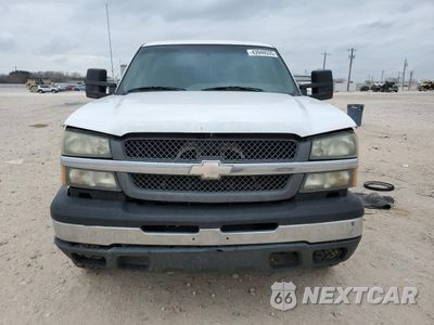 Piąte zdjęcie samochodu w środku: 2004 CHEVROLET SILVERADO C2500 HEAVY DUTY VIN:1GBHC24U54E147091 - miniatura