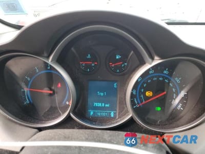 Zdjęcie 9 z 12 samochodu: 2011 CHEVROLET CRUZE LS VIN:1G1PC5SH4B7237180 - miniatura