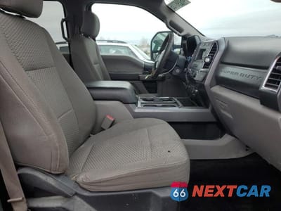 Piąte zdjęcie samochodu w środku: 2017 FORD F250 SUPER DUTY VIN:1FT7W2BT9HEB16957 - miniatura