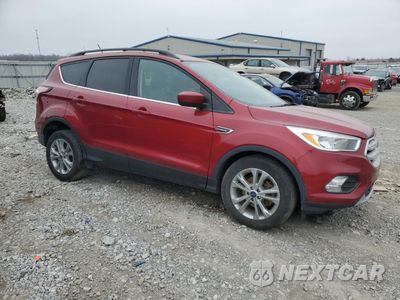 Czwarte zdjęcie samochodu z boku: 2018 FORD ESCAPE SE VIN:1FMCU0GD3JUA21053 - miniatura