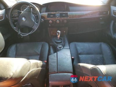 Zdjęcie 8 z 12 samochodu: 2010 BMW 528 XI VIN:WBANV1C59AC445385 - miniatura