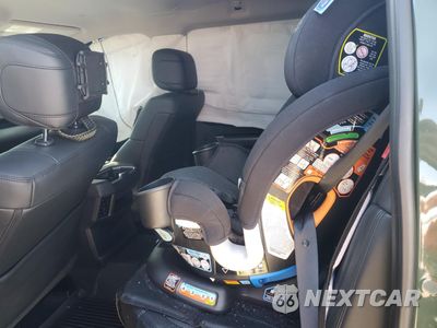 Zdjęcie 11 z 13 samochodu: 2023 TOYOTA TUNDRA CREWMAX SR VIN:5TFLA5DB1PX108924 - miniatura