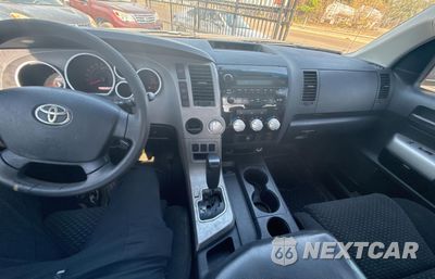 Zdjęcie 9 z 10 samochodu: 2007 TOYOTA TUNDRA DOUBLE CAB SR5 VIN:5TFRV54177X023415 - miniatura