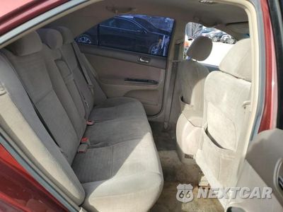 Zdjęcie 10 z 12 samochodu: 2005 TOYOTA CAMRY LE VIN:4T1BE32K05U049088 - miniatura