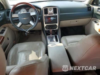 Zdjęcie 8 z 12 samochodu: 2006 CHRYSLER 300C VIN:2C3LA63H66H101731 - miniatura