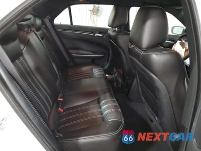 Zdjęcie 10 z 14 samochodu: 2023 CHRYSLER 300 S VIN:2C3CCAGGXPH588402 - miniatura