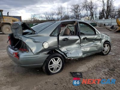 Trzecie zdjęcie samochodu z tyłu: 2003 FORD FOCUS SE COMFORT VIN:1FAFP34333W104260 - miniatura