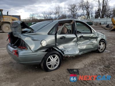 Trzecie zdjęcie samochodu z tyłu: 2003 FORD FOCUS SE COMFORT VIN:1FAFP34333W104260 - miniatura