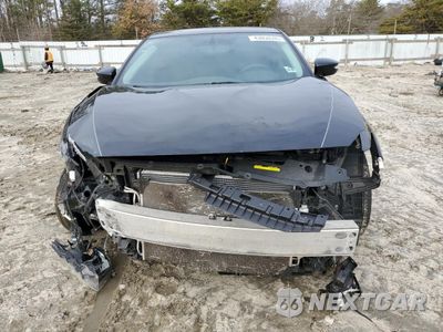 Piąte zdjęcie samochodu w środku: 2017 NISSAN MAXIMA 3.5S VIN:1N4AA6AP4HC420828 - miniatura