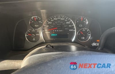 Zdjęcie 8 z 10 samochodu: 2011 GMC SAVANA CUTAWAY G3500 VIN:1GDY72CA8B1903052 - miniatura