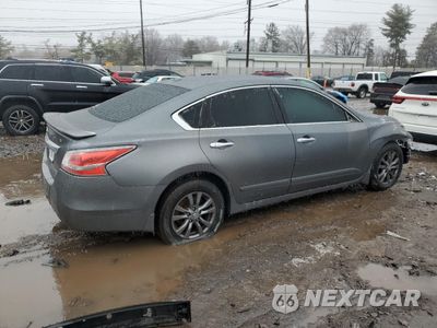 Trzecie zdjęcie samochodu z tyłu: 2015 NISSAN ALTIMA 2.5 VIN:1N4AL3AP5FN902301 - miniatura