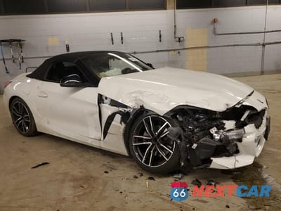 Czwarte zdjęcie samochodu z boku: 2022 BMW Z4 SDRIVE30I VIN:WBAHF3C00NWX44505 - miniatura