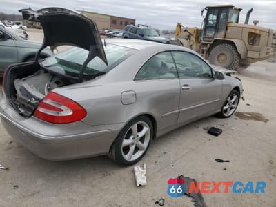 Trzecie zdjęcie samochodu z tyłu: 2005 MERCEDES-BENZ CLK 320C VIN:WDBTJ65J85F166350 - miniatura