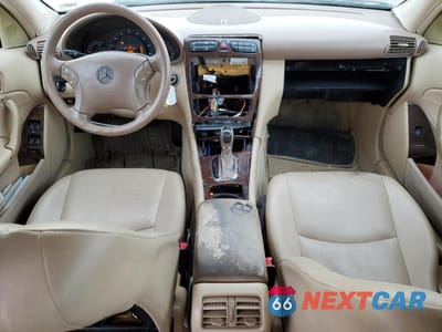 Zdjęcie 8 z 12 samochodu: 2003 MERCEDES-BENZ C 240 VIN:WDBRF61J33A412345 - miniatura