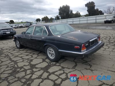 Drugie zdjęcie samochodu z przodu: 1985 JAGUAR XJ6 VANDEN PLAS VIN:SAJAY1347FC399810 - miniatura