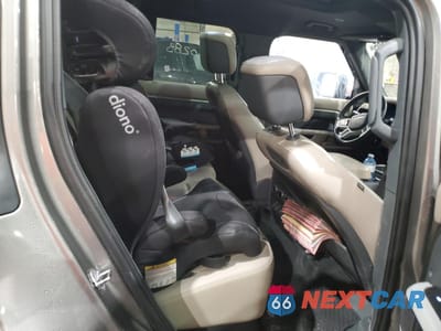 Zdjęcie 10 z 12 samochodu: 2022 LAND ROVER DEFENDER 110 XS EDITION VIN:SALEW7RU2N2098360 - miniatura