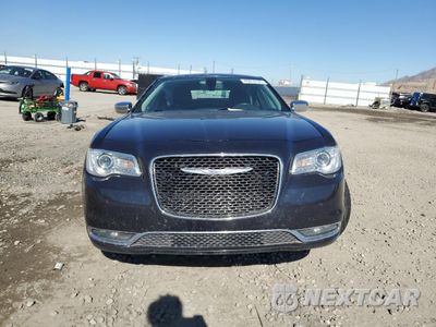 Piąte zdjęcie samochodu w środku: 2018 CHRYSLER 300 LIMITED VIN:2C3CCAKG3JH250497 - miniatura