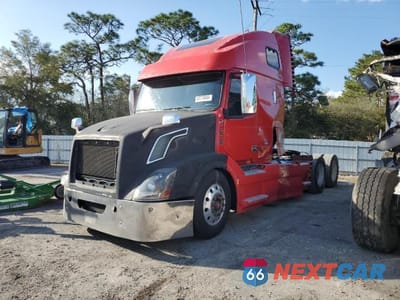 Drugie zdjęcie samochodu z przodu: 2006 VOLVO VNL SEMI TRUCK VIN:4V4NC9GH46N437528 - miniatura