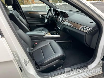 Zdjęcie 10 z 14 samochodu: 2016 MERCEDES-BENZ E 350 4MATIC VIN:WDDHF8JB2GB242096 - miniatura