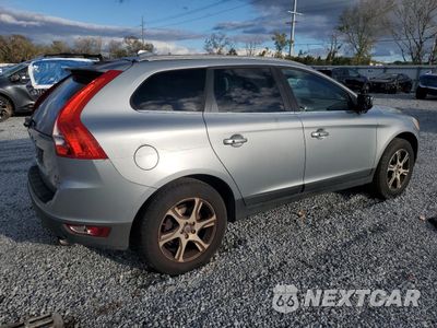 Trzecie zdjęcie samochodu z tyłu: 2011 VOLVO XC60 T6 VIN:YV4902DZ3B2154573 - miniatura