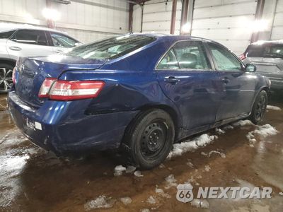 Trzecie zdjęcie samochodu z tyłu: 2010 TOYOTA CAMRY BASE VIN:4T1BF3EK8AU577433 - miniatura