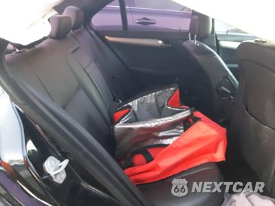 Zdjęcie 10 z 12 samochodu: 2011 MERCEDES-BENZ C 300 VIN:WDDGF5EB3BA521186 - miniatura