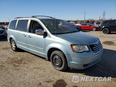 Czwarte zdjęcie samochodu z boku: 2010 CHRYSLER TOWN & COUNTRY TOURING PLUS VIN:2A4RR8DX7AR481093 - miniatura