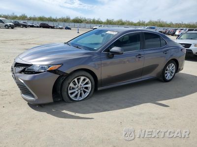 2022 TOYOTA CAMRY LE 4T1C11AK4NU047298 - główne zdjęcie licytacji z USA - miniatura