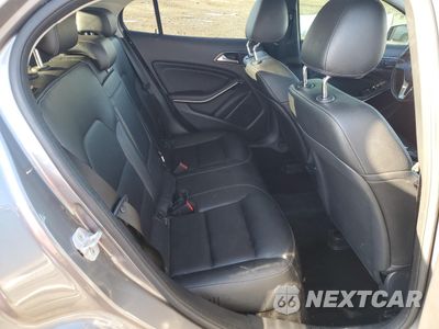 Zdjęcie 12 z 15 samochodu: 2015 MERCEDES-BENZ GLA 250 4MATIC VIN:WDCTG4GB2FJ127739 - miniatura