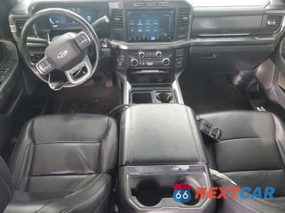 Zdjęcie 8 z 13 samochodu: 2023 FORD F350 SUPER DUTY VIN:1FT8W3DT2PEC54653 - miniatura