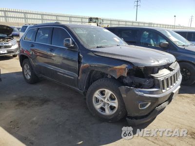 Czwarte zdjęcie samochodu z boku: 2016 JEEP GRAND CHEROKEE LAREDO VIN:1C4RJFAG0GC334556 - miniatura
