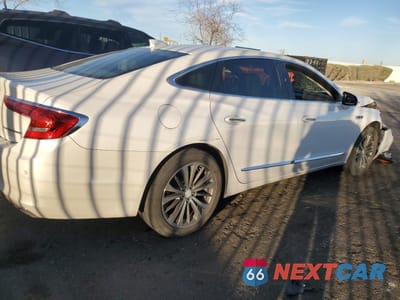 Trzecie zdjęcie samochodu z tyłu: 2017 BUICK LACROSSE PREFERRED VIN:1G4ZN5SS0HU171125 - miniatura