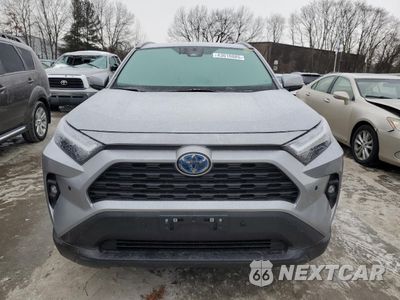 Piąte zdjęcie samochodu w środku: 2022 TOYOTA RAV4 XLE PREMIUM VIN:2T3B6RFV5NW034498 - miniatura