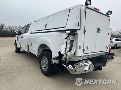 Trzecie zdjęcie samochodu z tyłu: 2017 FORD F350 SUPER DUTY VIN:1FT8X3A68HEC57697 - miniatura