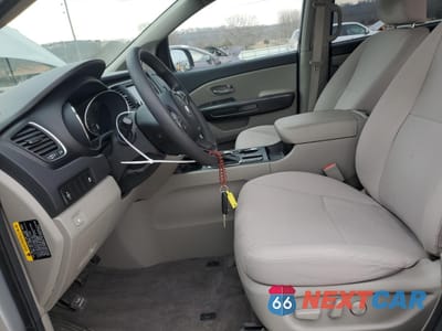 Zdjęcie 7 z 16 samochodu: 2021 KIA SEDONA LX VIN:KNDMB5C1XM6667612 - miniatura