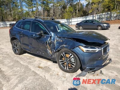 Czwarte zdjęcie samochodu z boku: 2021 VOLVO XC60 T6 MOMENTUM VIN:YV4A22RK6M1684810 - miniatura