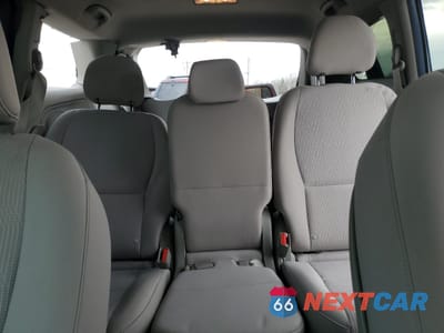 Zdjęcie 10 z 16 samochodu: 2021 KIA SEDONA LX VIN:KNDMB5C1XM6667612 - miniatura