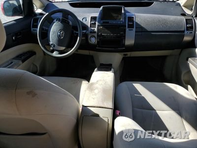 Zdjęcie 8 z 12 samochodu: 2006 TOYOTA PRIUS VIN:JTDKB20U267535042 - miniatura