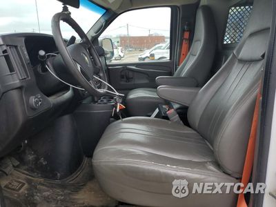 Zdjęcie 7 z 12 samochodu: 2014 CHEVROLET EXPRESS G2500 VIN:1GCWGFCA4E1161658 - miniatura