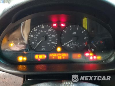 Zdjęcie 9 z 13 samochodu: 2004 BMW 325 CI VIN:WBABW334X4PL33274 - miniatura