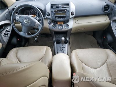 Zdjęcie 8 z 13 samochodu: 2010 TOYOTA RAV4 LIMITED VIN:JTMYF4DV1A5015500 - miniatura