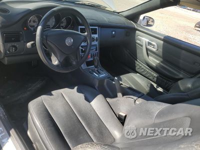 Zdjęcie 8 z 12 samochodu: 2002 MERCEDES-BENZ SLK 230 KOMPRESSOR VIN:WDBKK49F42F266833 - miniatura