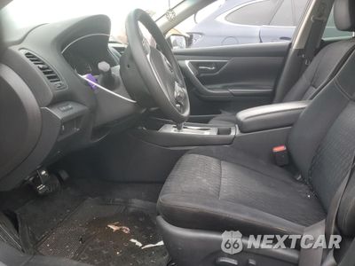 Zdjęcie 7 z 13 samochodu: 2016 NISSAN ALTIMA 2.5 VIN:1N4AL3AP2GN384679 - miniatura